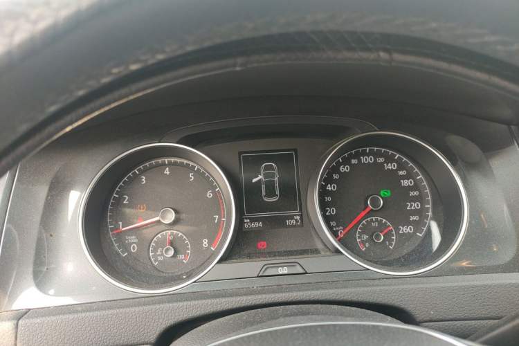 Used Volkswagen Golf 2020 Zhiai Edition 280TSI DSG Comfort Model Instrument Cluster