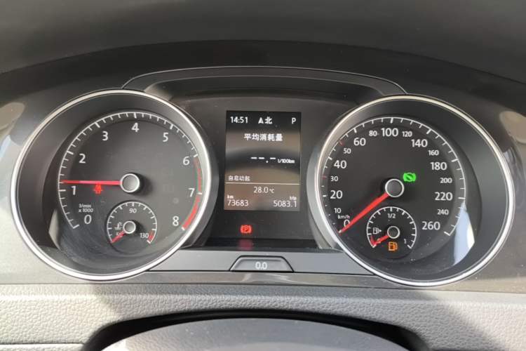 Used Volkswagen Golf 2020 200TSI DSG Comfortable and Ambitious Edition Instrument Cluster