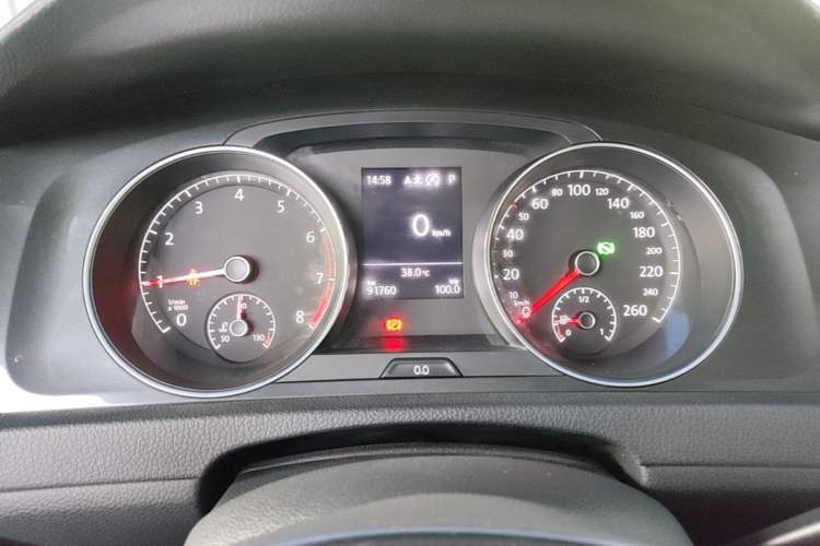 Used Volkswagen Golf 2020 Zhiai Edition 280TSI DSG Comfort Model Instrument Cluster
