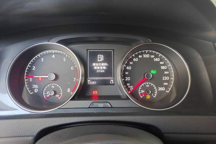 Used Volkswagen Golf 2020 200TSI DSG Comfortable and Ambitious Edition Instrument Cluster