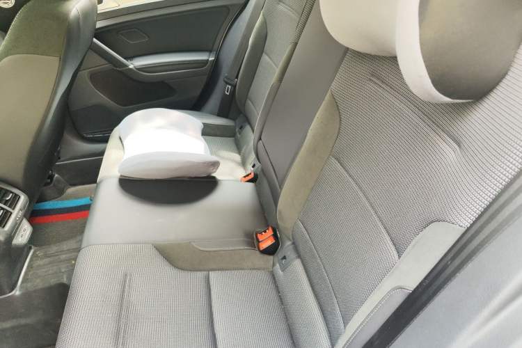 Used Volkswagen Golf 2020 280TSI DSG Comfort Version Left Rear Seat