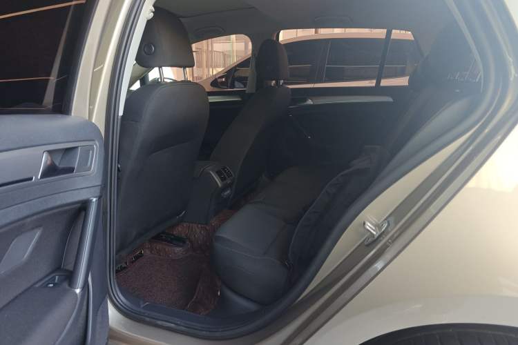 Used Volkswagen Golf 2020 200TSI DSG Comfortable and Ambitious Edition Left Rear Seat
