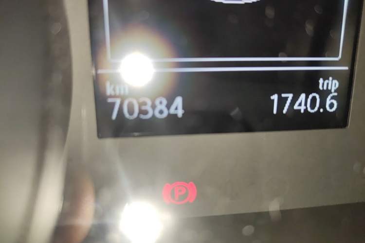 Used Volkswagen Golf 2020 280TSI DSG Comfort Version Odometer Close Up