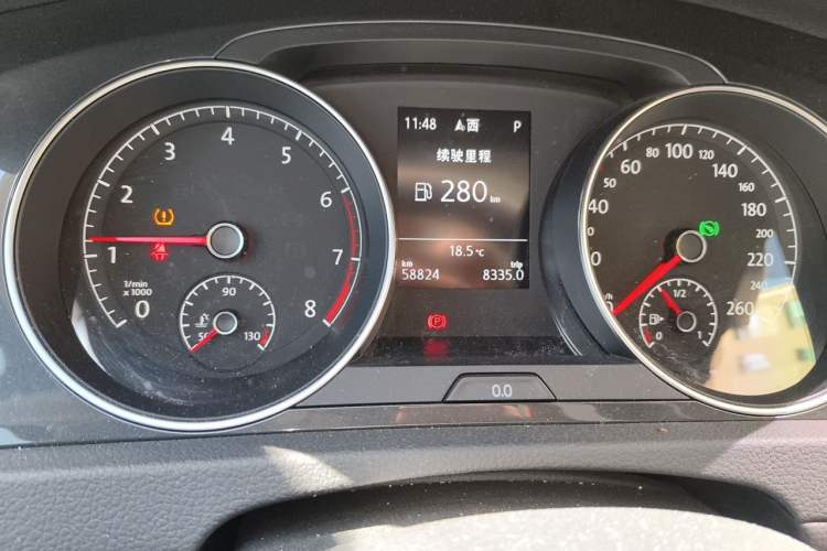 Used Volkswagen Golf 2020 Zhiai Edition 280TSI DSG Comfort Model Odometer Close Up