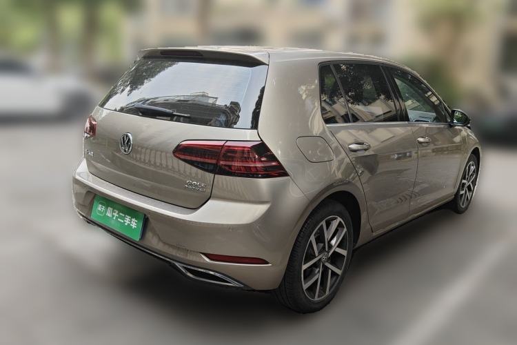 Used Volkswagen Golf 2020 280TSI DSG Luxury Edition Rear Right 45 Deg