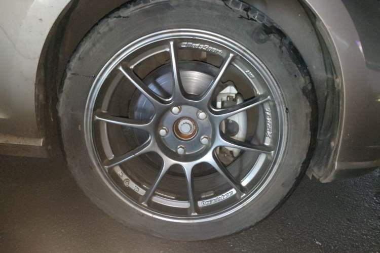 Used Volkswagen Golf 2020 280TSI DSG Comfort Version Right Front Wheel Hub