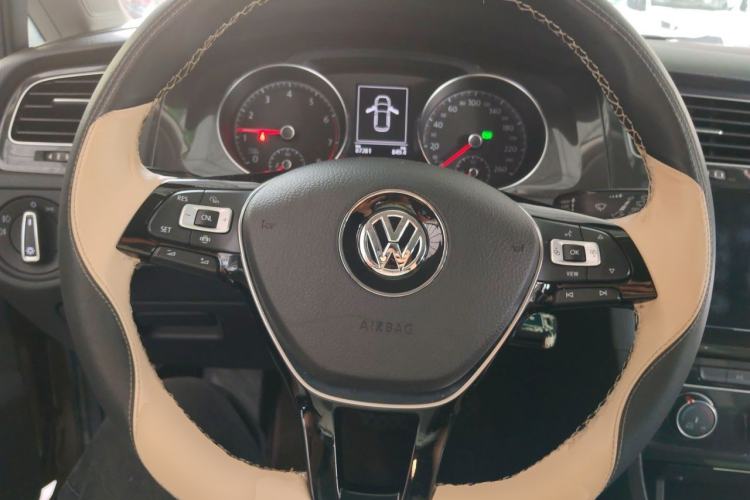 Used Volkswagen Golf 2020 280TSI DSG Comfort Version Steering Wheel