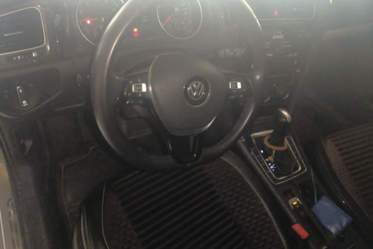 Used Volkswagen Golf 2020 280TSI DSG Comfort Version Steering Wheel