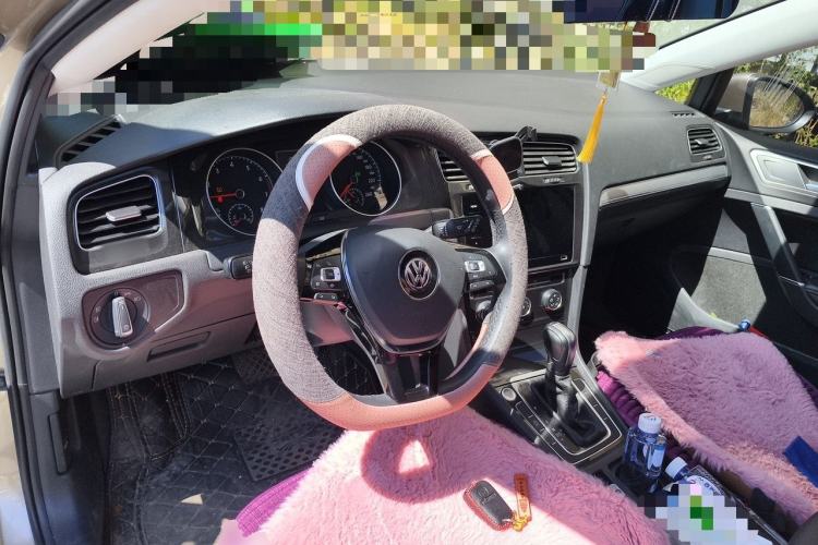Used Volkswagen Golf 2020 Zhiai Edition 280TSI DSG Comfort Model Steering Wheel