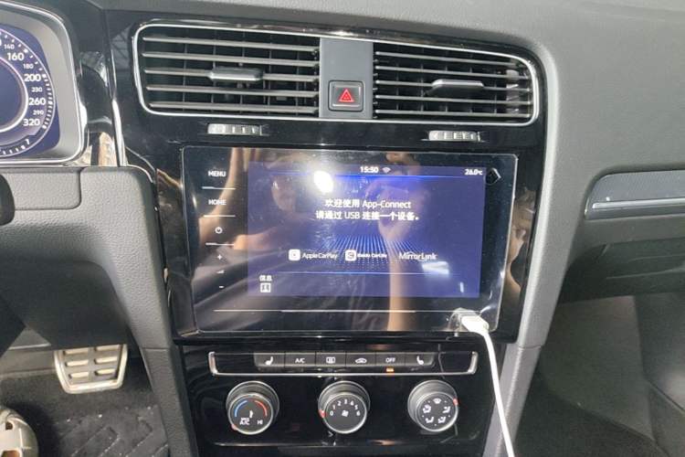 Used Volkswagen Golf 2020 Charming Edition 280TSI DSG R-Line Audio And AC Panel