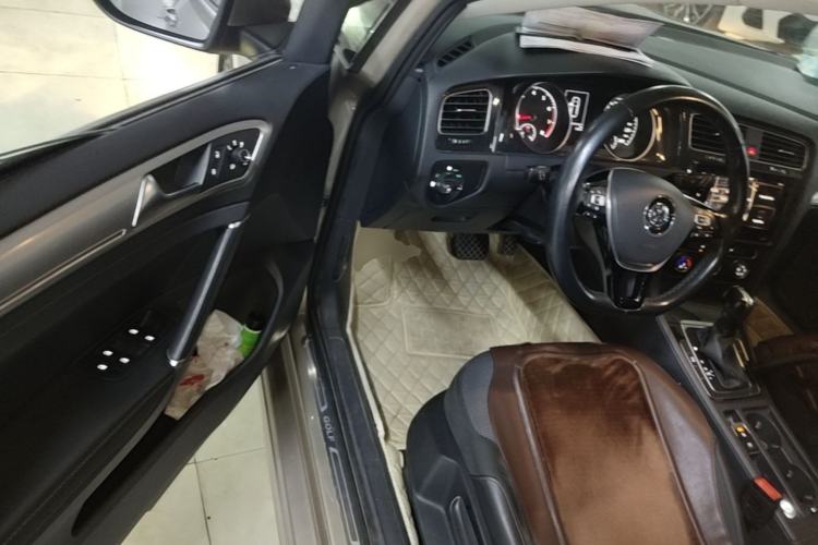 Used Volkswagen Golf 2020 280TSI DSG Comfort Version Driver Seat