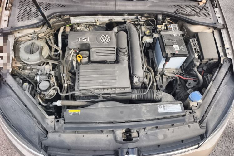 Used Volkswagen Golf 2020 280TSI DSG Luxury Edition Engine Bay