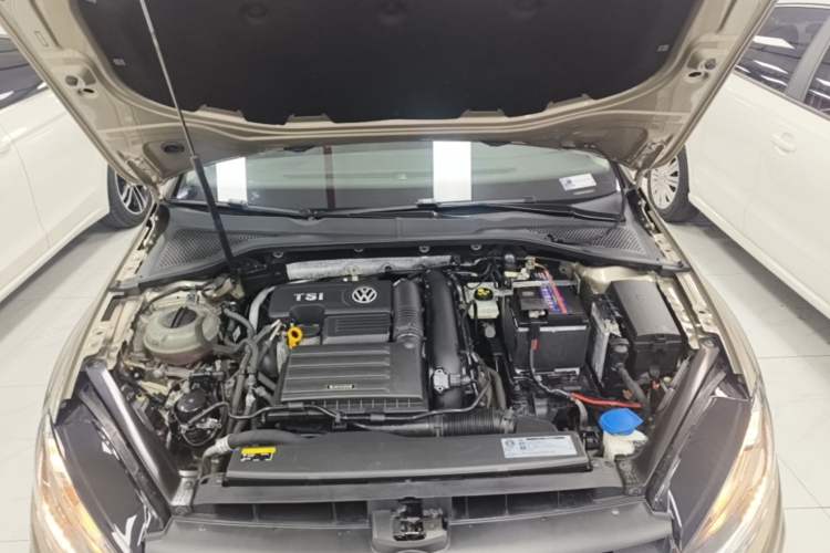 Used Volkswagen Golf 2020 280TSI DSG Comfort Version Engine Bay