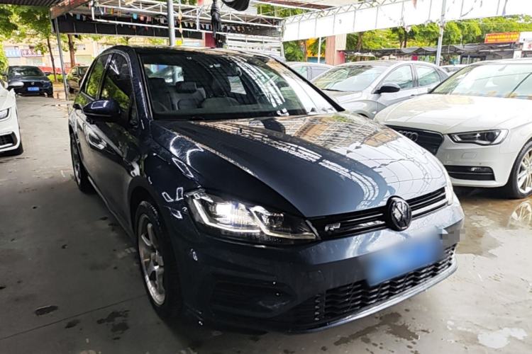 Used Volkswagen Golf 2020 Charming Edition 280TSI DSG R-Line Front Right 45 Deg