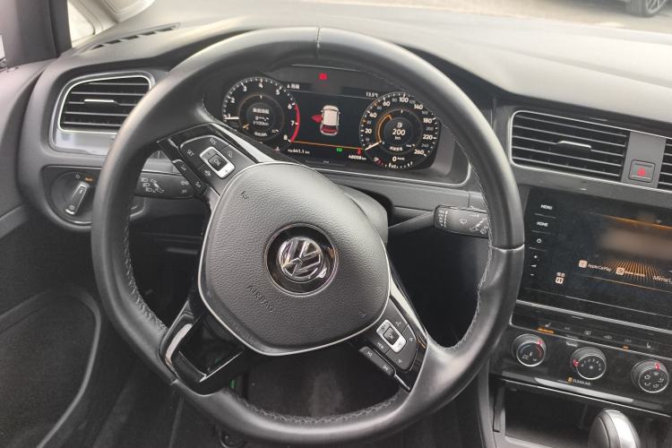 Used Volkswagen Golf 2020 280TSI DSG Luxury Edition Steering Wheel