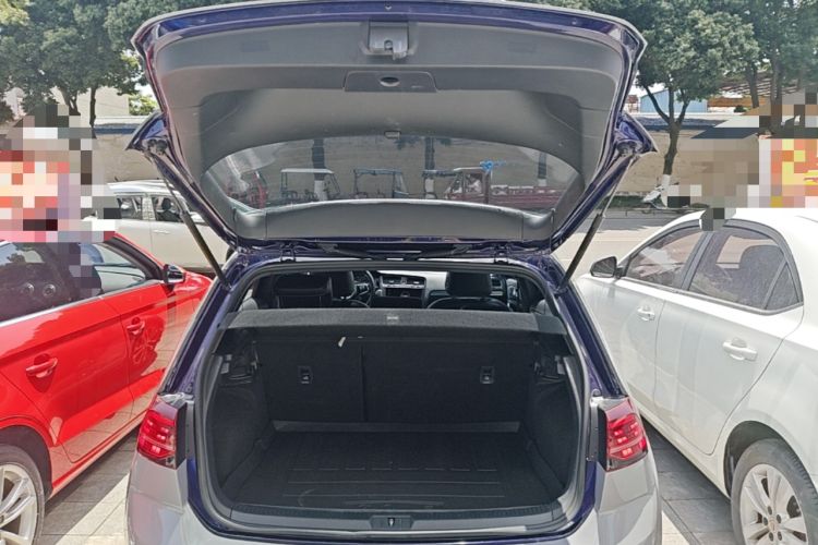 Used Volkswagen Golf 2020 280TSI DSG R-Line Version Trunk