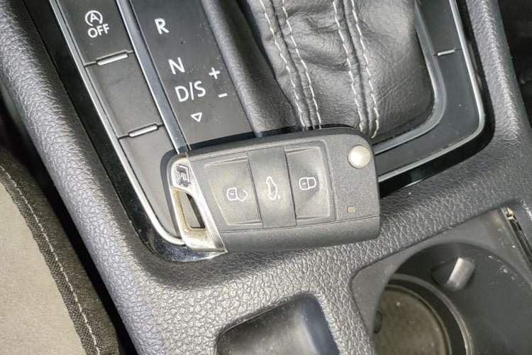 Used Volkswagen Golf 2020 Charming Edition 280TSI DSG R-Line Vehicle Key