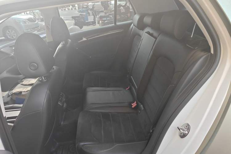 Used Volkswagen Golf 2020 280TSI DSG Luxury Edition Left Rear Seat
