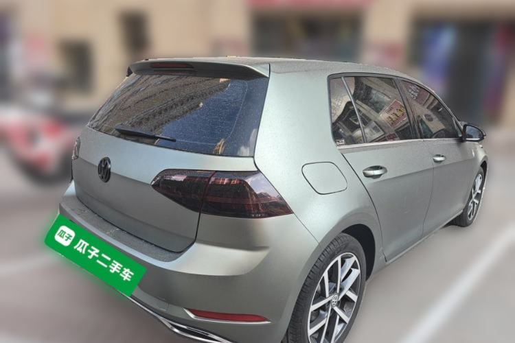 Used Volkswagen Golf 2020 280TSI DSG Luxury Edition Rear Right 45 Deg