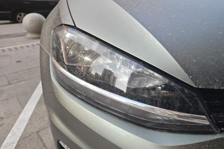 Used Volkswagen Golf 2020 280TSI DSG Luxury Edition Right Front Headlight