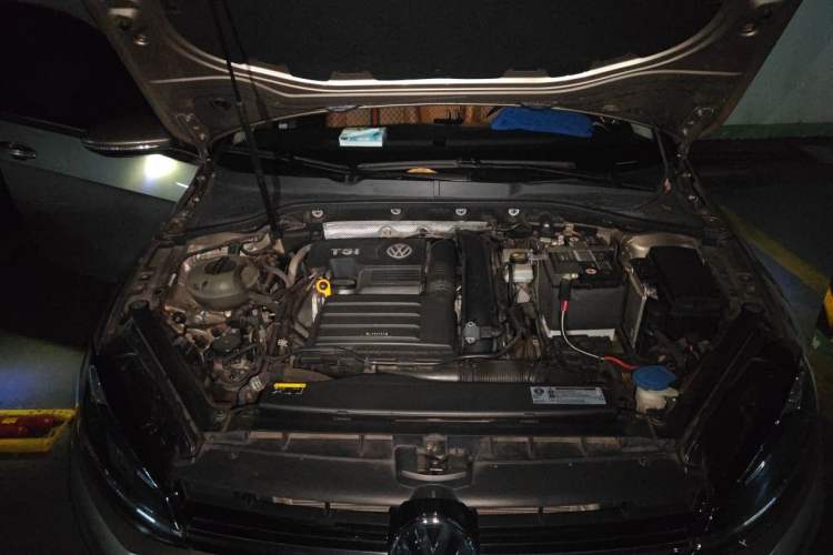Used Volkswagen Golf 2020 200TSI DSG Comfortable and Ambitious Edition Engine Bay