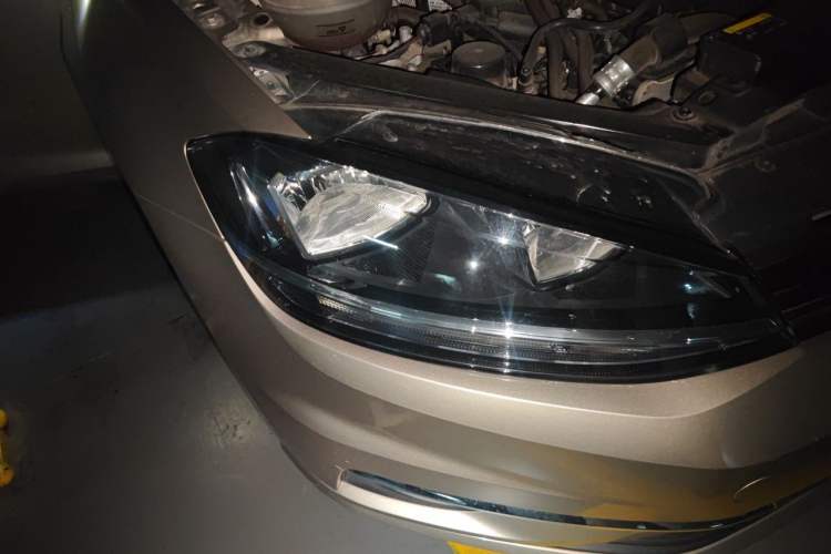 Used Volkswagen Golf 2020 200TSI DSG Comfortable and Ambitious Edition Right Front Headlight
