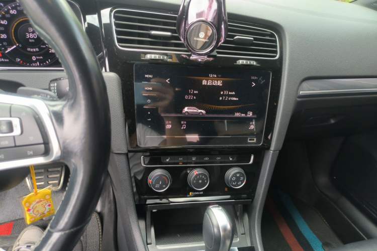 Used Volkswagen Golf 2020 Charming Edition 280TSI DSG R-Line Audio And AC Panel