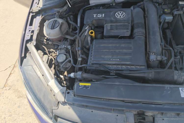 Used Volkswagen Golf 2020 200TSI DSG Comfortable and Ambitious Edition Engine Bay Right