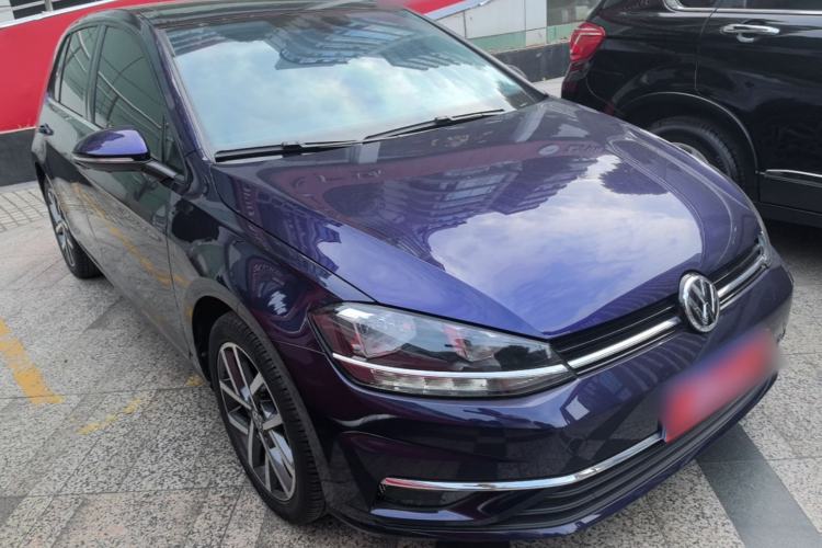 Used Volkswagen Golf 2020 Zhiai Edition 280TSI DSG Comfort Model Front Right 45 Deg