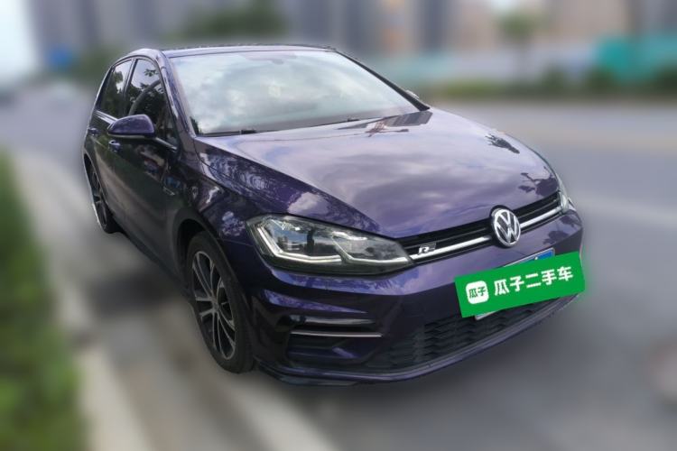 Used Volkswagen Golf 2020 Charming Edition 280TSI DSG R-Line Front Right 45 Deg