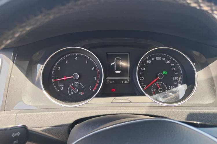 Used Volkswagen Golf 2020 200TSI DSG Comfortable and Ambitious Edition Instrument Cluster