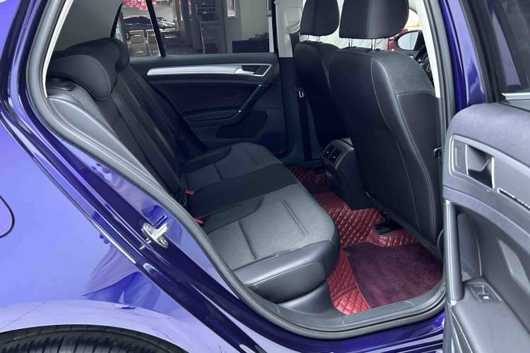 Used Volkswagen Golf 2020 Zhiai Edition 280TSI DSG Comfort Model Interior 4