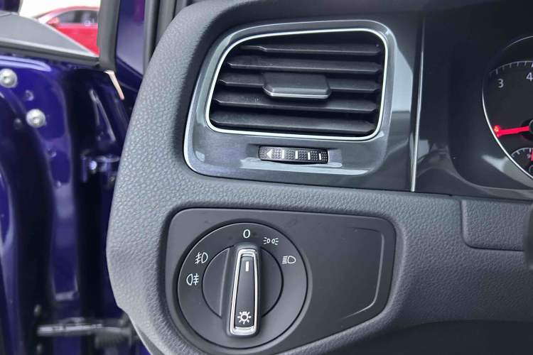 Used Volkswagen Golf 2020 Zhiai Edition 280TSI DSG Comfort Model Interior 6