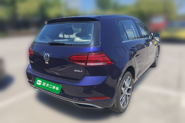 Used Volkswagen Golf 2020 200TSI DSG Comfortable and Ambitious Edition Rear Right 45 Deg