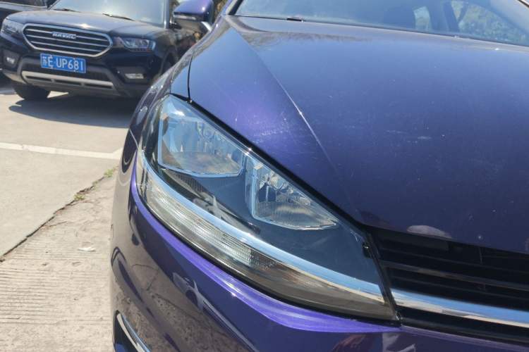 Used Volkswagen Golf 2020 200TSI DSG Comfortable and Ambitious Edition Right Front Headlight