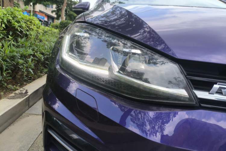 Used Volkswagen Golf 2020 Charming Edition 280TSI DSG R-Line Right Front Headlight