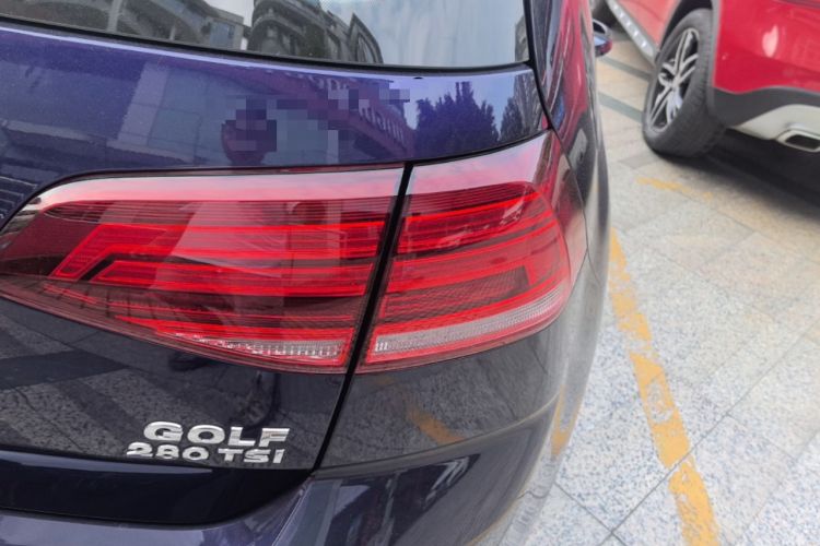 Used Volkswagen Golf 2020 Zhiai Edition 280TSI DSG Comfort Model Right Rear Taillight