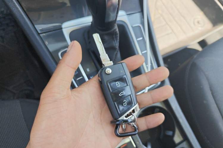Used Volkswagen Golf 2020 200TSI DSG Comfortable and Ambitious Edition Vehicle Key