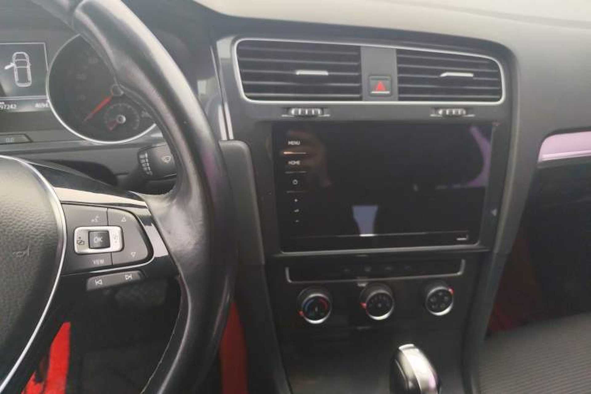 Used Volkswagen Golf 2020 280TSI DSG Comfort Version Audio And AC Panel
