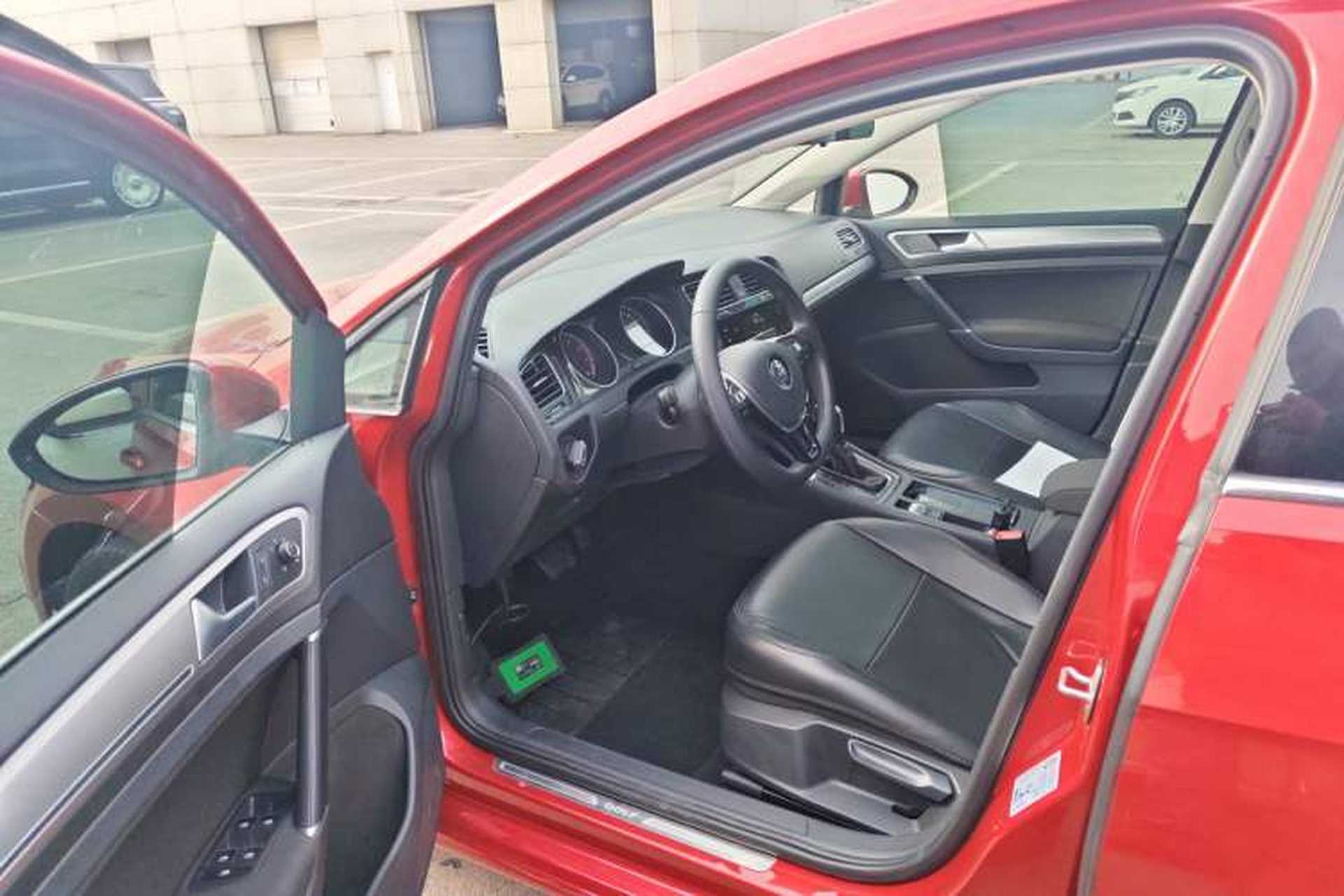 Used Volkswagen Golf 2020 200TSI DSG Comfortable and Ambitious Edition Driver Seat