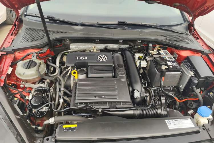 Used Volkswagen Golf 2020 280TSI DSG Comfort Version Engine Bay