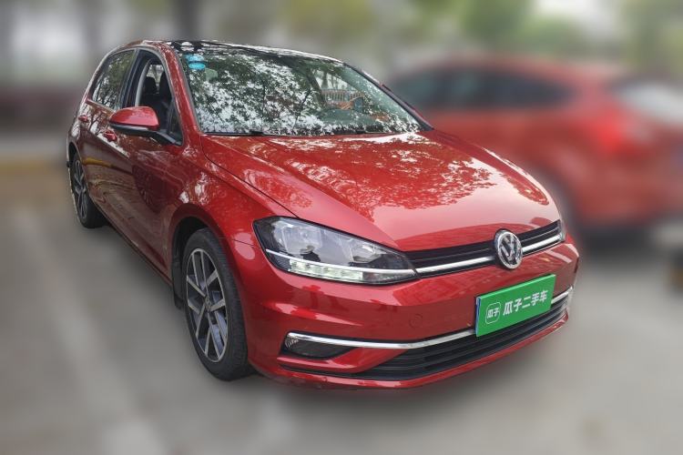 Used Volkswagen Golf 2020 Zhiai Edition 280TSI DSG Comfort Model Front Right 45 Deg
