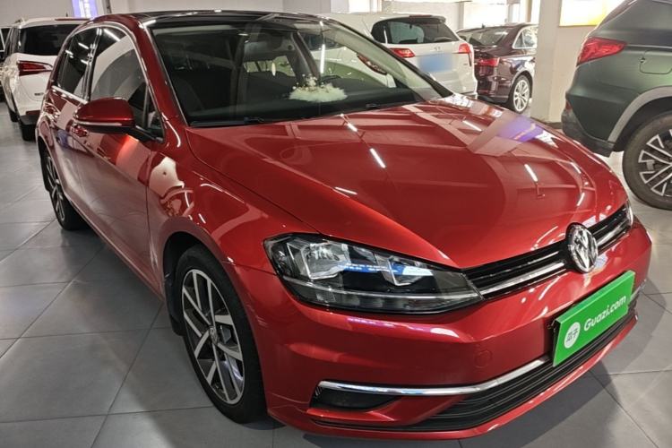 Used Volkswagen Golf 2020 Zhiai Edition 280TSI DSG Comfort Model Front Right 45 Deg