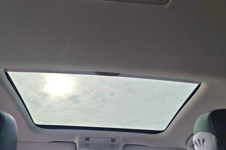 Used Volkswagen Golf 2020 200TSI DSG Comfortable and Ambitious Edition Headliner