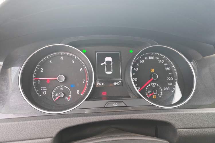 Used Volkswagen Golf 2020 200TSI DSG Comfortable and Ambitious Edition Instrument Cluster