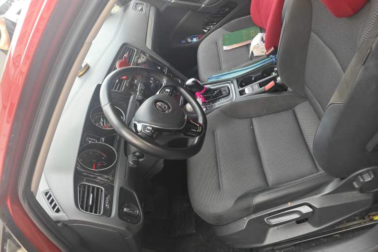 Used Volkswagen Golf 2020 Zhiai Edition 280TSI DSG Comfort Model Left Front Seat