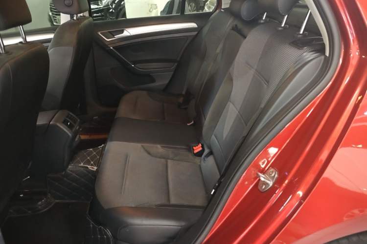 Used Volkswagen Golf 2020 Zhiai Edition 280TSI DSG Comfort Model Left Rear Seat