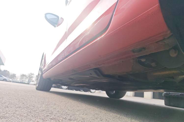 Used Volkswagen Golf 2020 200TSI DSG Comfortable and Ambitious Edition Left Side Sill
