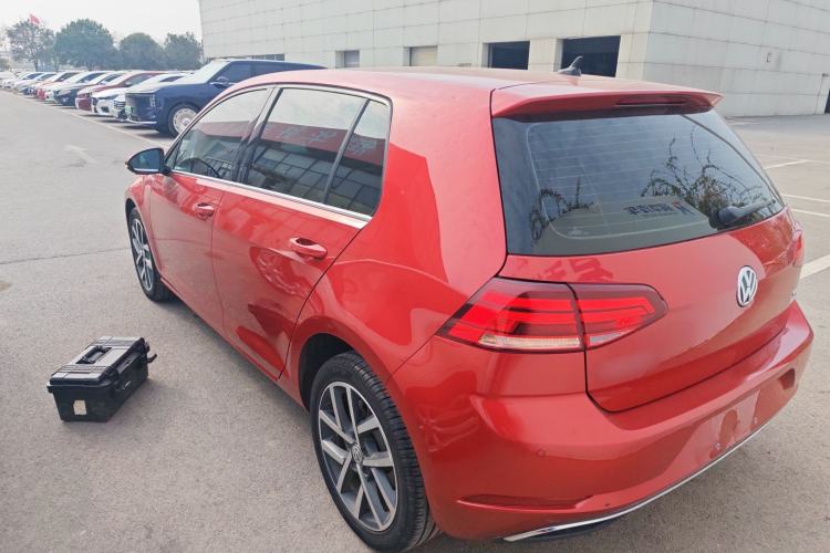 Used Volkswagen Golf 2020 200TSI DSG Comfortable and Ambitious Edition Rear Left 45 Deg