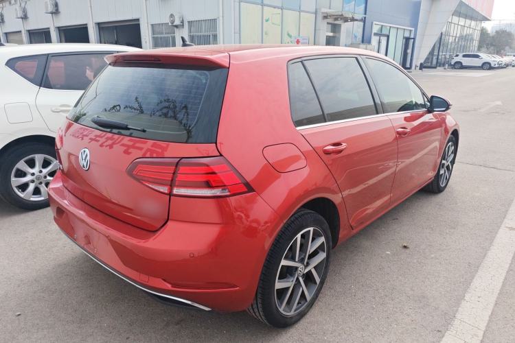 Used Volkswagen Golf 2020 200TSI DSG Comfortable and Ambitious Edition Rear Right 45 Deg
